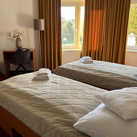Hotel Evan U Hoffera Topoľčany 외부 사진