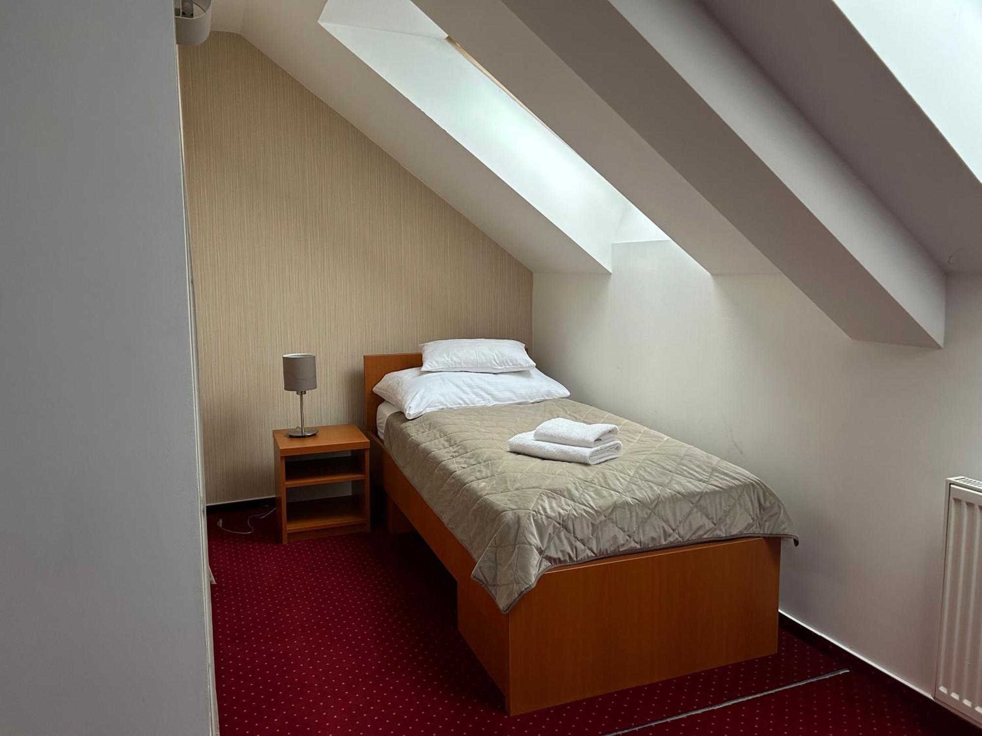 Hotel Evan U Hoffera Topoľčany 외부 사진