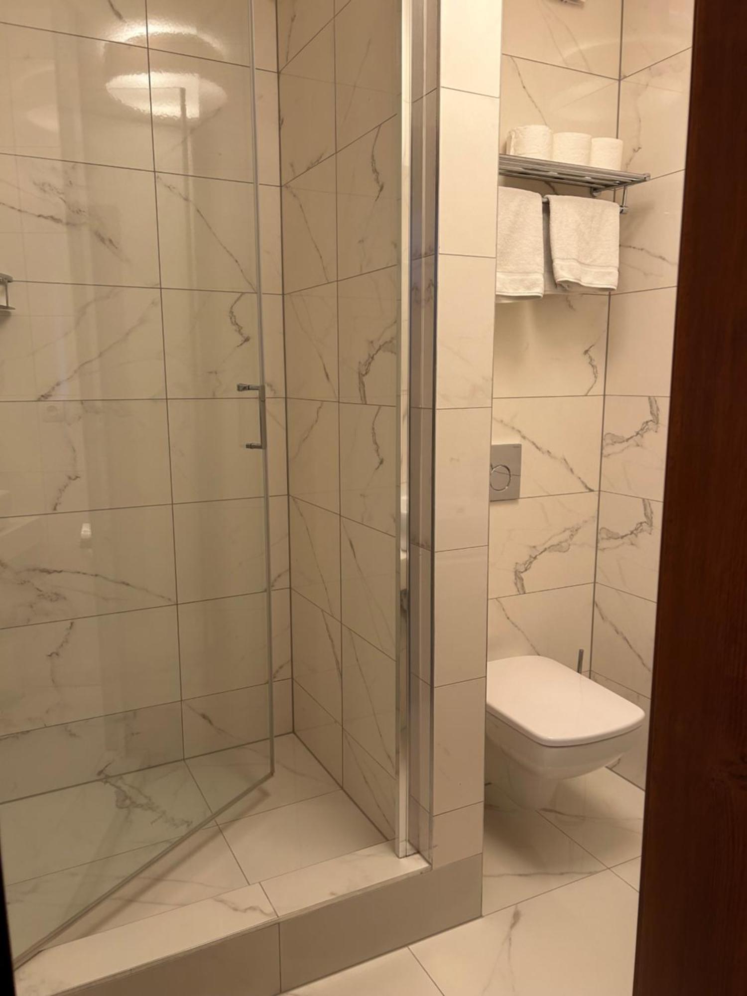Hotel Evan U Hoffera Topoľčany 외부 사진