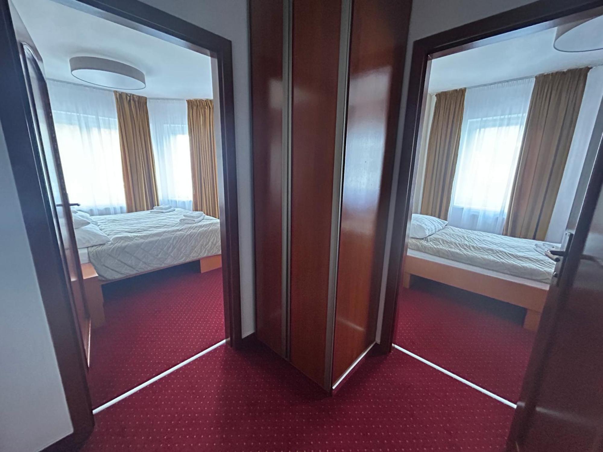 Hotel Evan U Hoffera Topoľčany 외부 사진